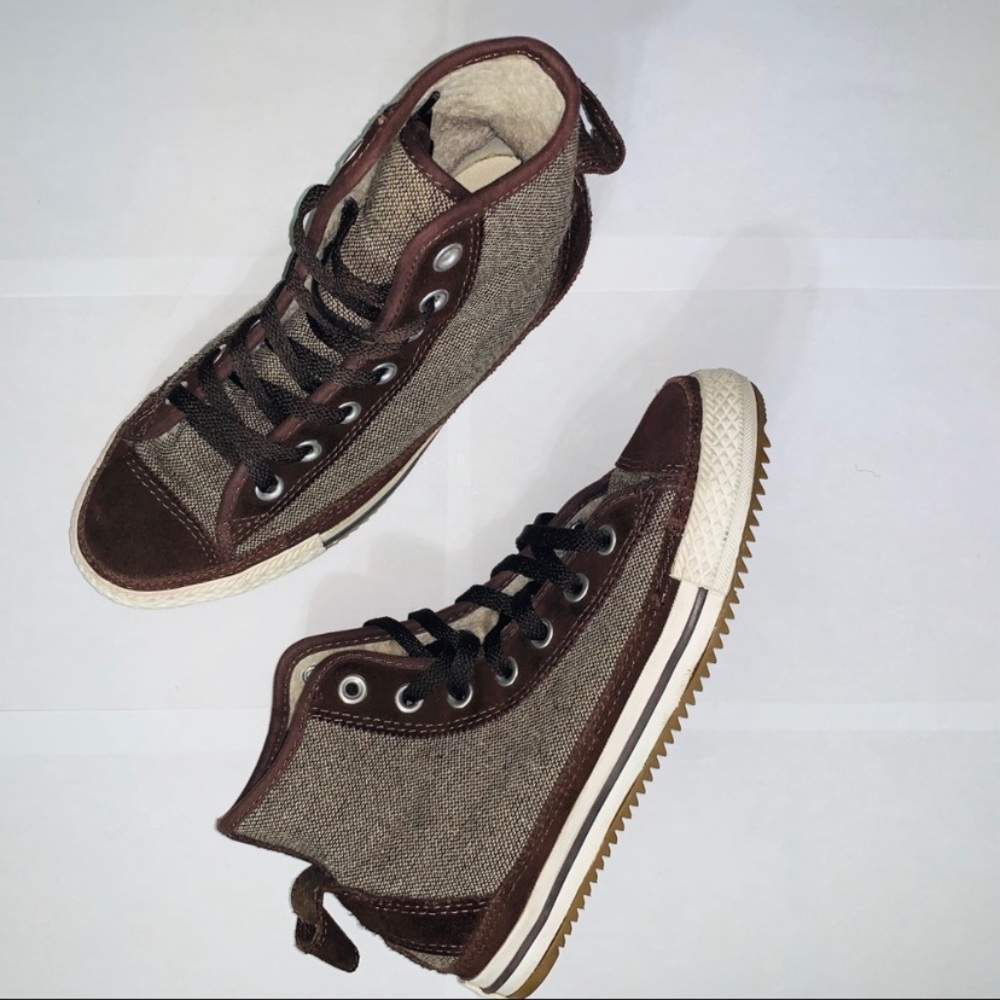 Converse Hi-Tops - Picture 2 of 6